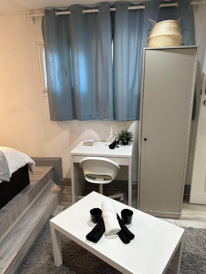 Charming Studio Apartment In London Bagian luar foto